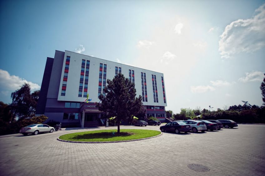 Hotel SPA Wrocław noclegi konferencje wypoczynek w Polsce